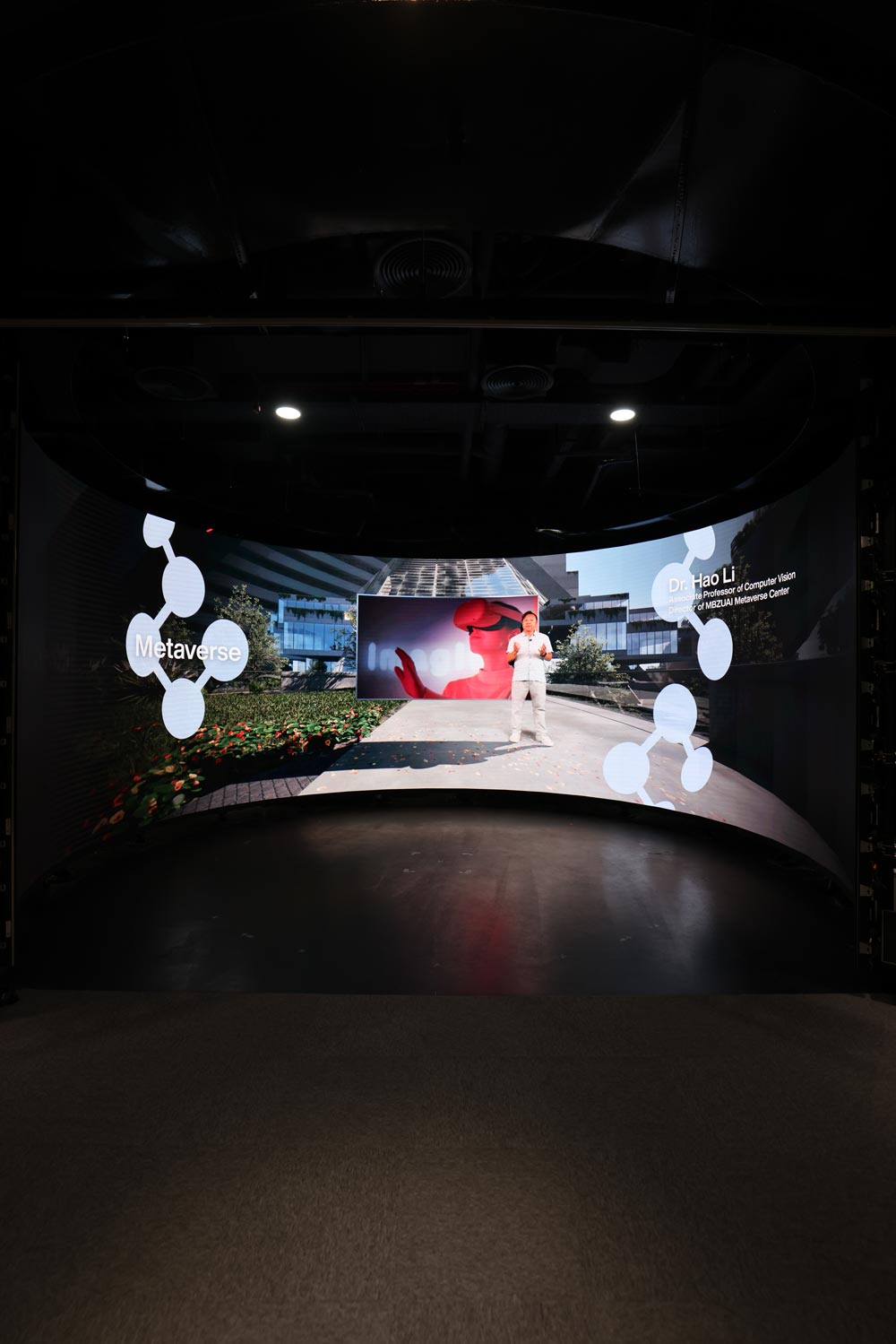 270 degree-LED-Wall